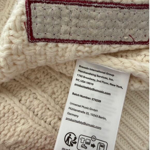 Taylor Swift NIB | Official RED (TV) Cream Cable Knit Cardigan Sweater | size XS - Picture 11 of 12